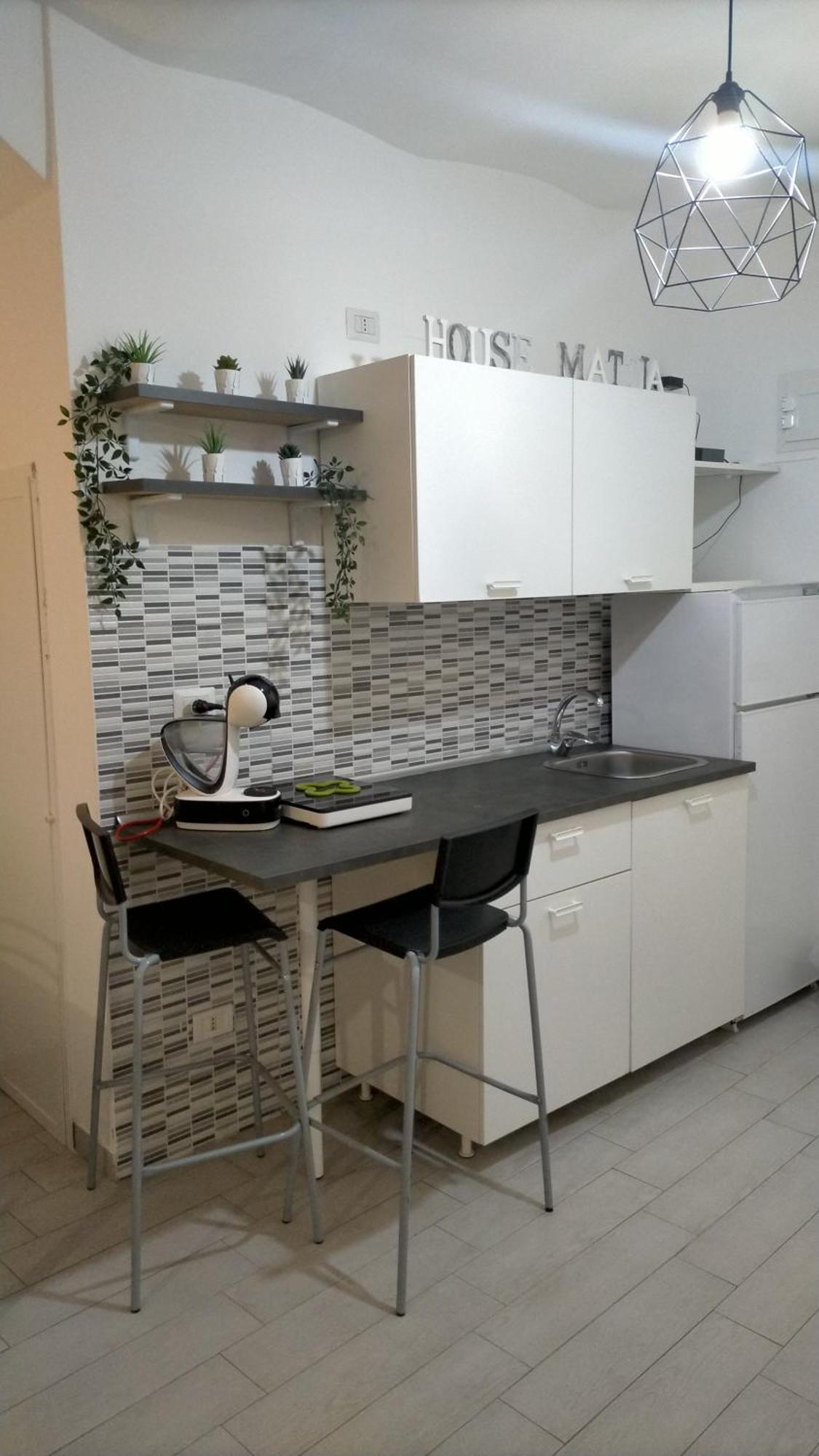 House Mattia Apartment Bari Bagian luar foto