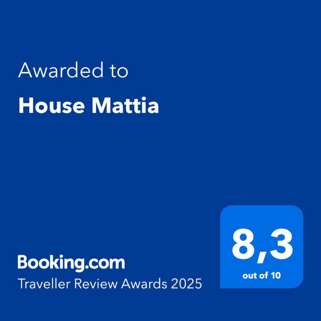 House Mattia Apartment Bari Bagian luar foto
